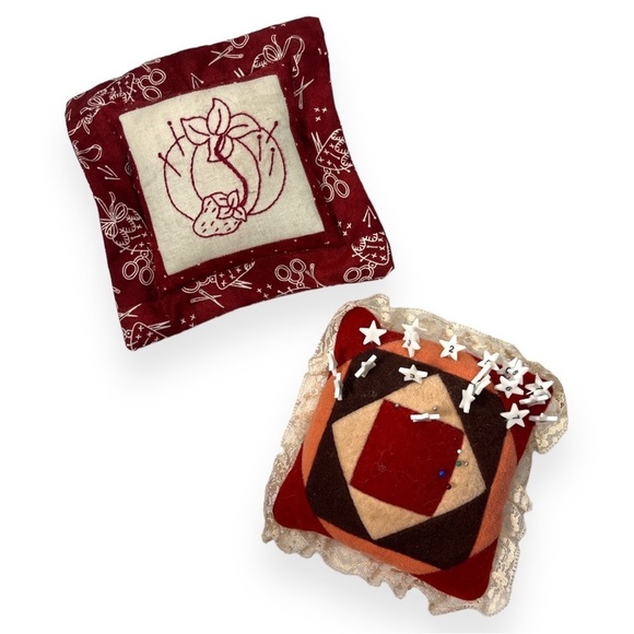 Vintage Handmade Pincushions‎ Quilted and Embroidered Crewel with Lace Edge - Picture 2 of 5